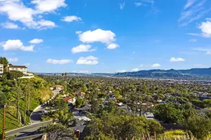 12 Skyline Dr, Burbank, CA 91501 - Photo 59