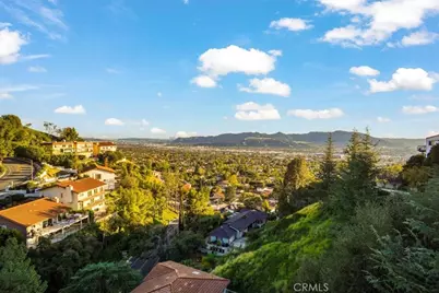 12 Skyline Drive, Burbank, CA 91501 - Photo 21