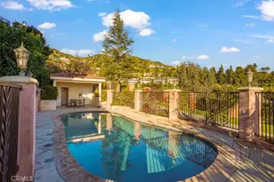 12 Skyline Dr, Burbank, CA 91501 - Photo 57