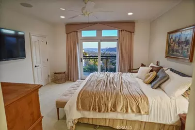 12 Skyline Drive, Burbank, CA 91501 - Photo 43