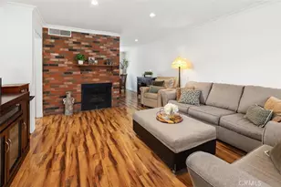 7715 Via Napoli, Los Angeles, CA 91504 - Photo 3