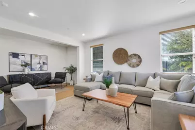 10641 N Lost Trail Avenue, Shadow Hills, CA 91040 - Photo 15