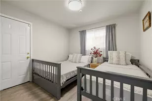 8673 Herrick Ave, Los Angeles, CA 91352 - Photo 15