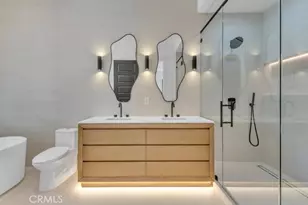 8825 Sophia Ave, North Hills, CA 91343 - Photo 47