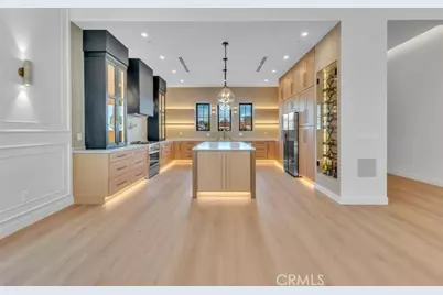 8825 Sophia Avenue, North Hills, CA 91343 - Photo 19