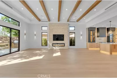 8825 Sophia Avenue, North Hills, CA 91343 - Photo 11