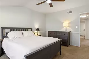 9545 Creemore Dr, Tujunga, CA 91042 - Photo 21