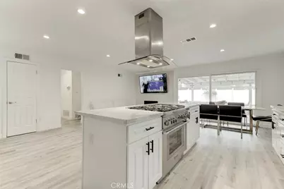 12518 Tibbetts Street, Sylmar, CA 91342 - Photo 17