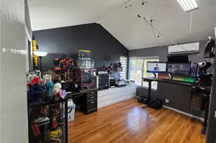 15810 Larkspur St, Sylmar, CA 91342 - Photo 35