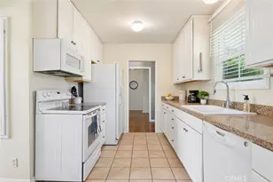 1843 Kenneth Way, Pasadena, CA 91103 - Photo 13