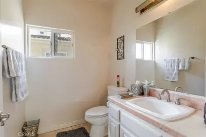 605 N 18th Street, Montebello, CA 90640 - Photo 45