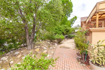 10424 Tujunga Canyon, Tujunga, CA 91042 - Photo 3