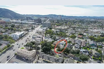 121 N Myers, Burbank, CA 91506 - Photo 29