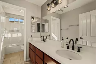 964 Corto, Simi Valley, CA 93065 - Photo 33