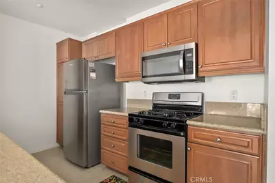 469 Country Club #114, Simi Valley, CA 93065 - Photo 7