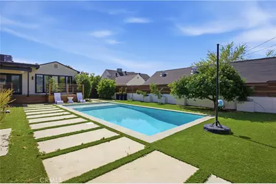 831 E Walnut, Burbank, CA 91501 - Photo 37