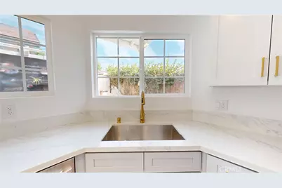 13960 Almetz, Sylmar, CA 91342 - Photo 5