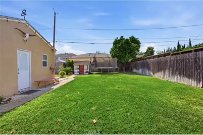 311 S Mariposa Street, Burbank, CA 91506 - Photo 19