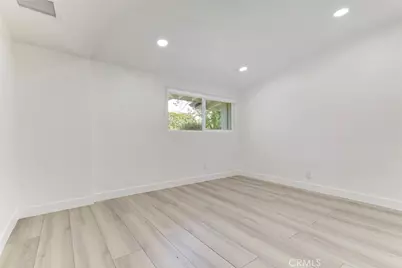 5515 Hermitage Avenue, Valley Village, CA 91607 - Photo 7