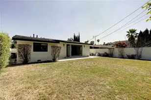 5515 Hermitage Ave, Valley Village, CA 91607 - Photo 13