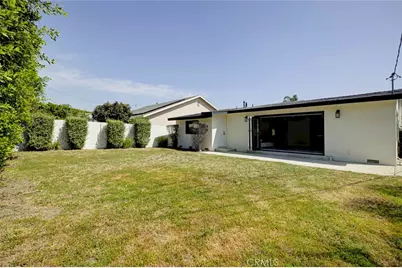 5515 Hermitage Avenue, Valley Village, CA 91607 - Photo 23