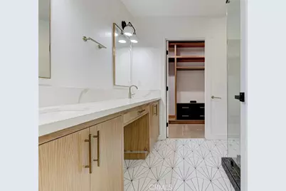 5515 Hermitage Avenue, Valley Village, CA 91607 - Photo 11