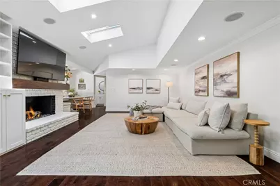 4590 Ensenada Drive, Woodland Hills, CA 91364 - Photo 17