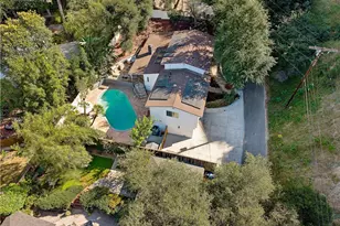 4590 Ensenada Dr, Woodland Hills, CA 91364 - Photo 67