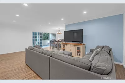 4140 Warner Boulevard #208, Burbank, CA 91505 - Photo 3