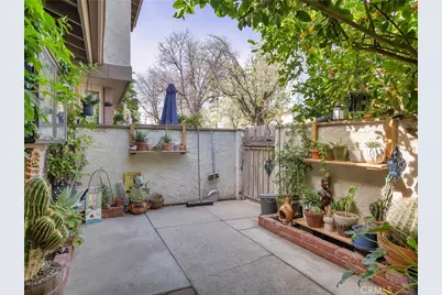 8348 Penfield Avenue #3, Winnetka, CA 91306 - Photo 33