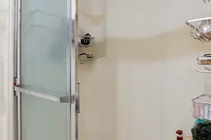 8348 Penfield Ave, Winnetka, CA 91306 - Photo 17