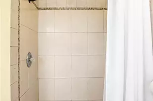 7100 Balboa Blvd, Lake Balboa, CA 91406 - Photo 33