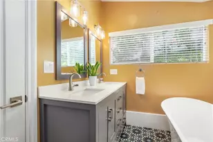 20516 Aetna St, Woodland Hills, CA 91367 - Photo 17