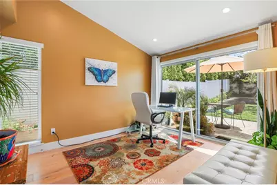 20516 Aetna Street, Woodland Hills, CA 91367 - Photo 25