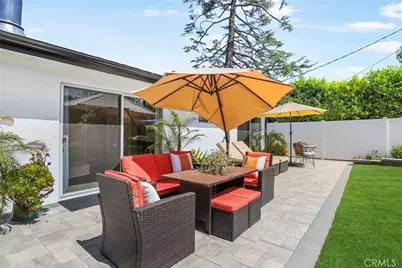 20516 Aetna Street, Woodland Hills, CA 91367 - Photo 35