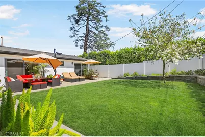 20516 Aetna Street, Woodland Hills, CA 91367 - Photo 33