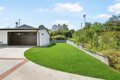 20516 Aetna Street, Woodland Hills, CA 91367 - Photo 39