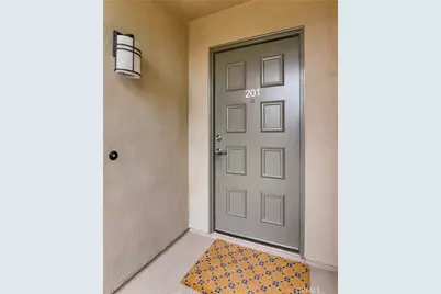 248 Oakleaf #201, Thousand Oaks, CA 91360 - Photo 3