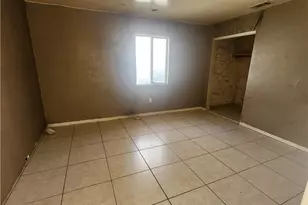 10319 E Ave R 8, Littlerock, CA 93543 - Photo 15