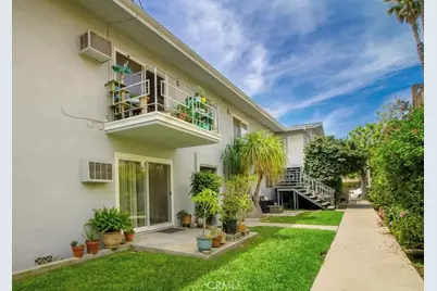418 E Harvard #F, Burbank, CA 91501 - Photo 7