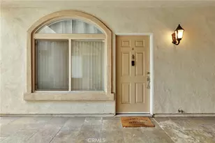 7124 Woodman, Van Nuys, CA 91405 - Photo 5