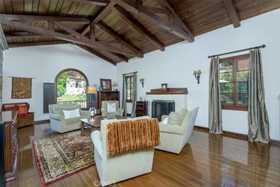 752 Glenview, Glendale, CA 91202 - Photo 17