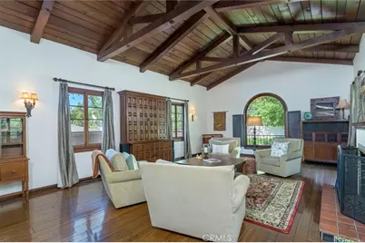 752 Glenview, Glendale, CA 91202 - Photo 15