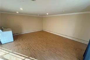 2236 N Manning, Burbank, CA 91505 - Photo 25