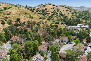 10831 Roycroft, Los Angeles, CA 91352 - Photo 41