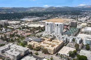 21301 Erwin St, Woodland Hills, CA 91367 - Photo 47