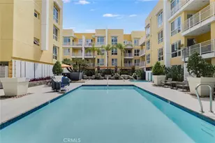 21301 Erwin St, Woodland Hills, CA 91367 - Photo 5