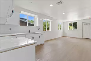 835 E 33rd St, Los Angeles, CA 90011 - Photo 9