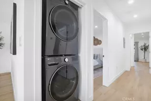 2115 W Clark Ave, Burbank, CA 91506 - Photo 23