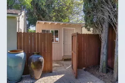 5233 Lemp Avenue, Valley Village, CA 91601 - Photo 45